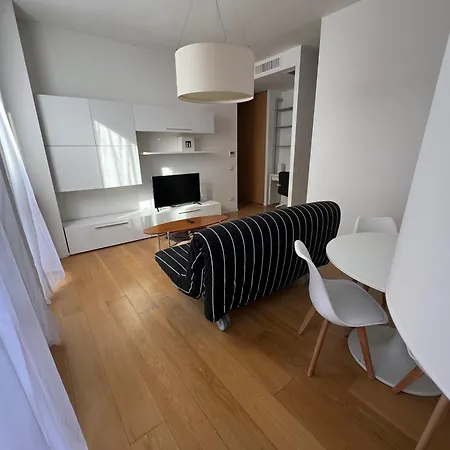 Rarohouse24 Апартаменты Рим