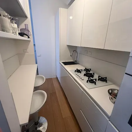 Rarohouse24